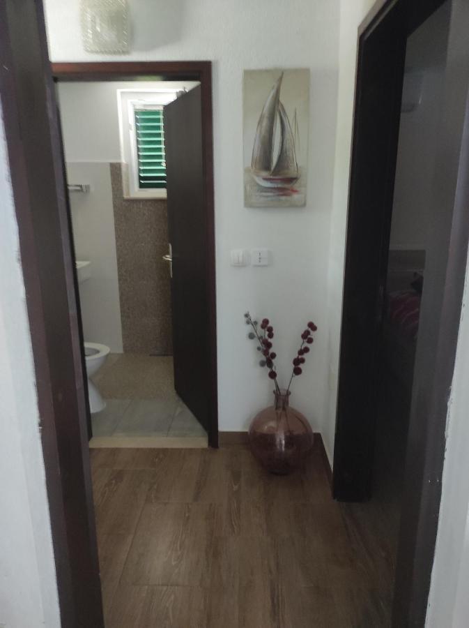 Obiteljska Kuca Za Odmor Futura Milna (Brac) Exterior foto