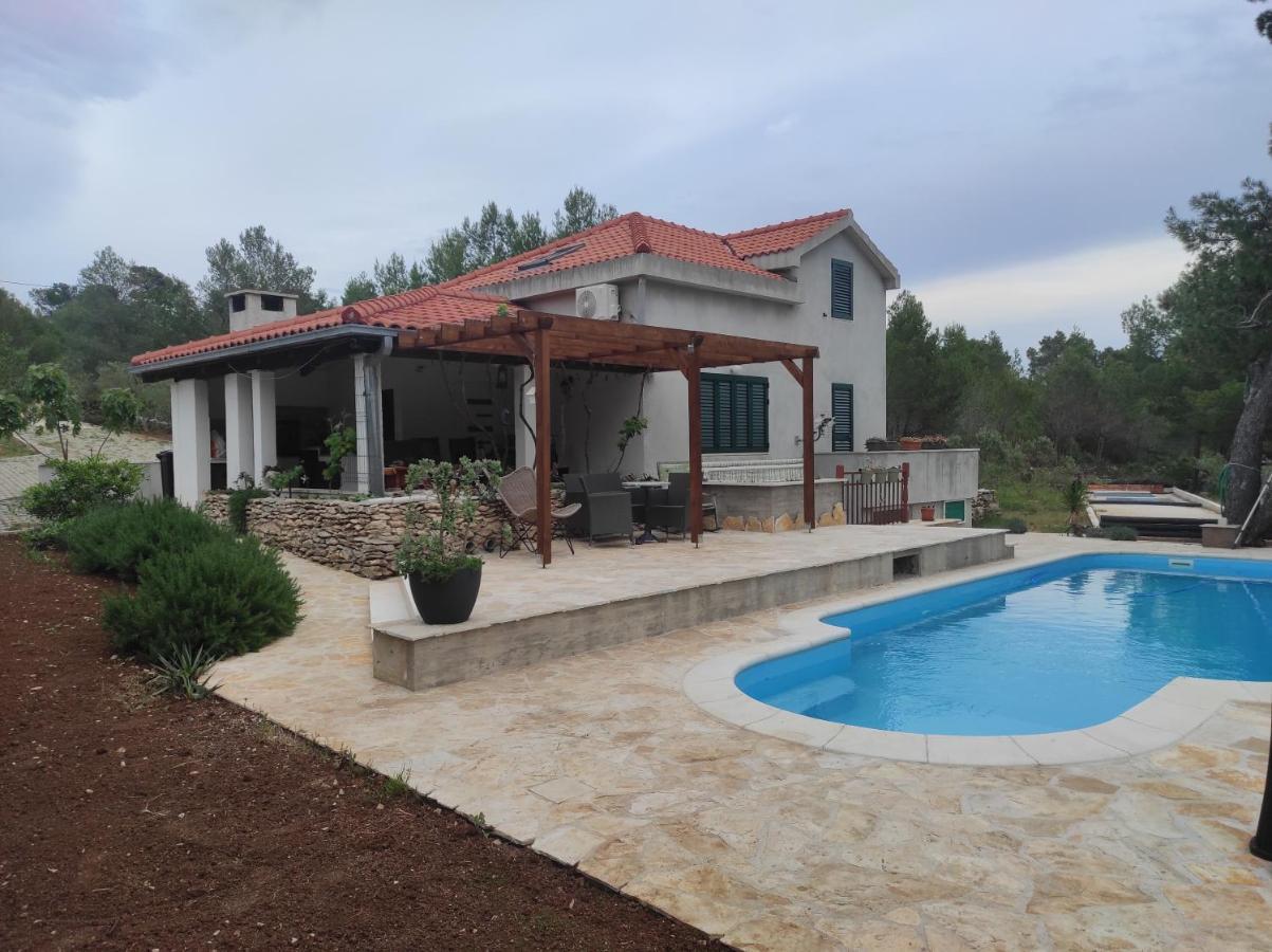 Obiteljska Kuca Za Odmor Futura Milna (Brac) Exterior foto