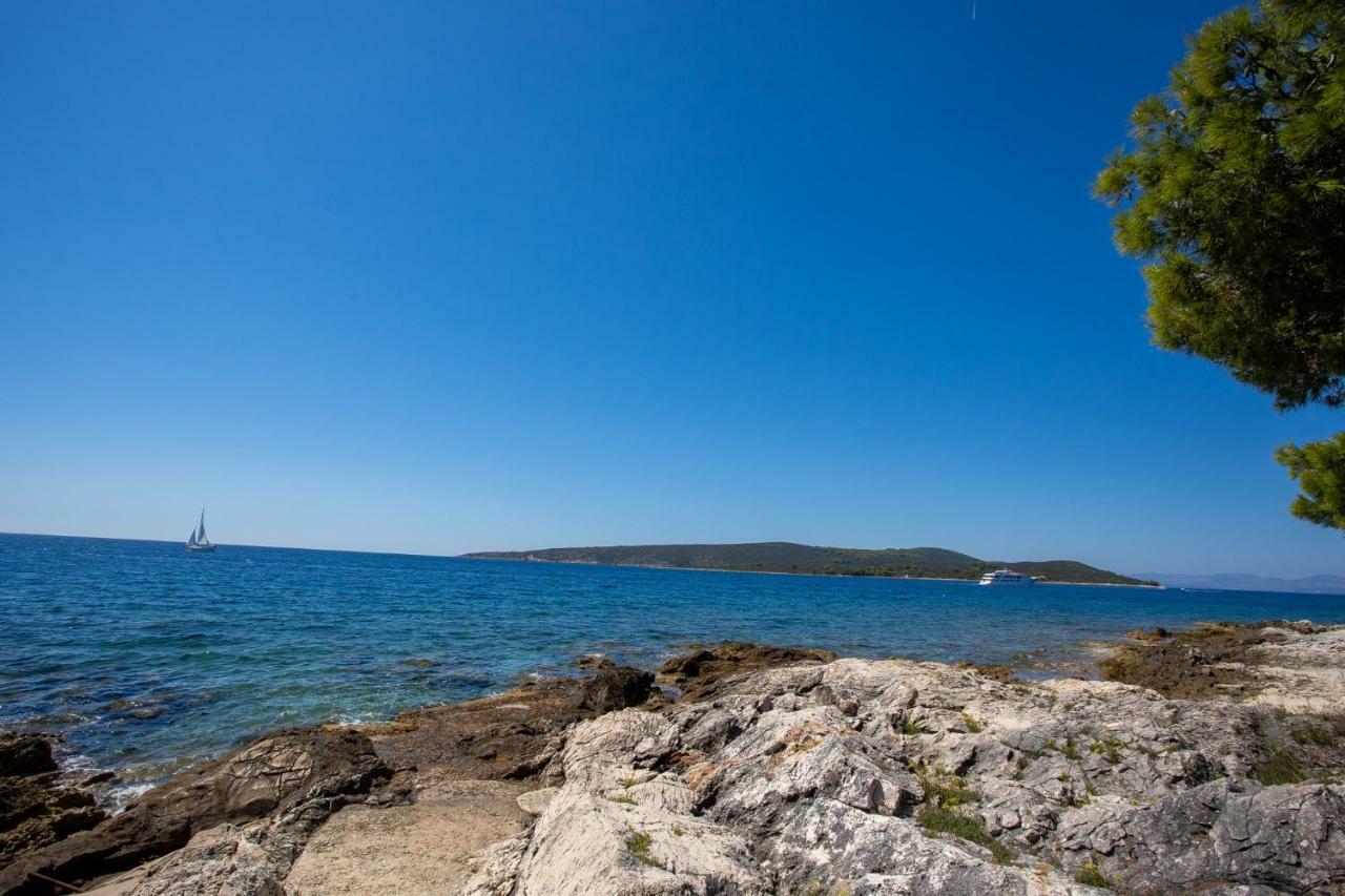 Obiteljska Kuca Za Odmor Futura Milna (Brac) Exterior foto