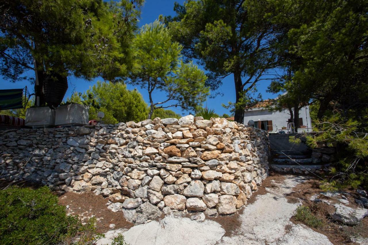 Obiteljska Kuca Za Odmor Futura Milna (Brac) Exterior foto