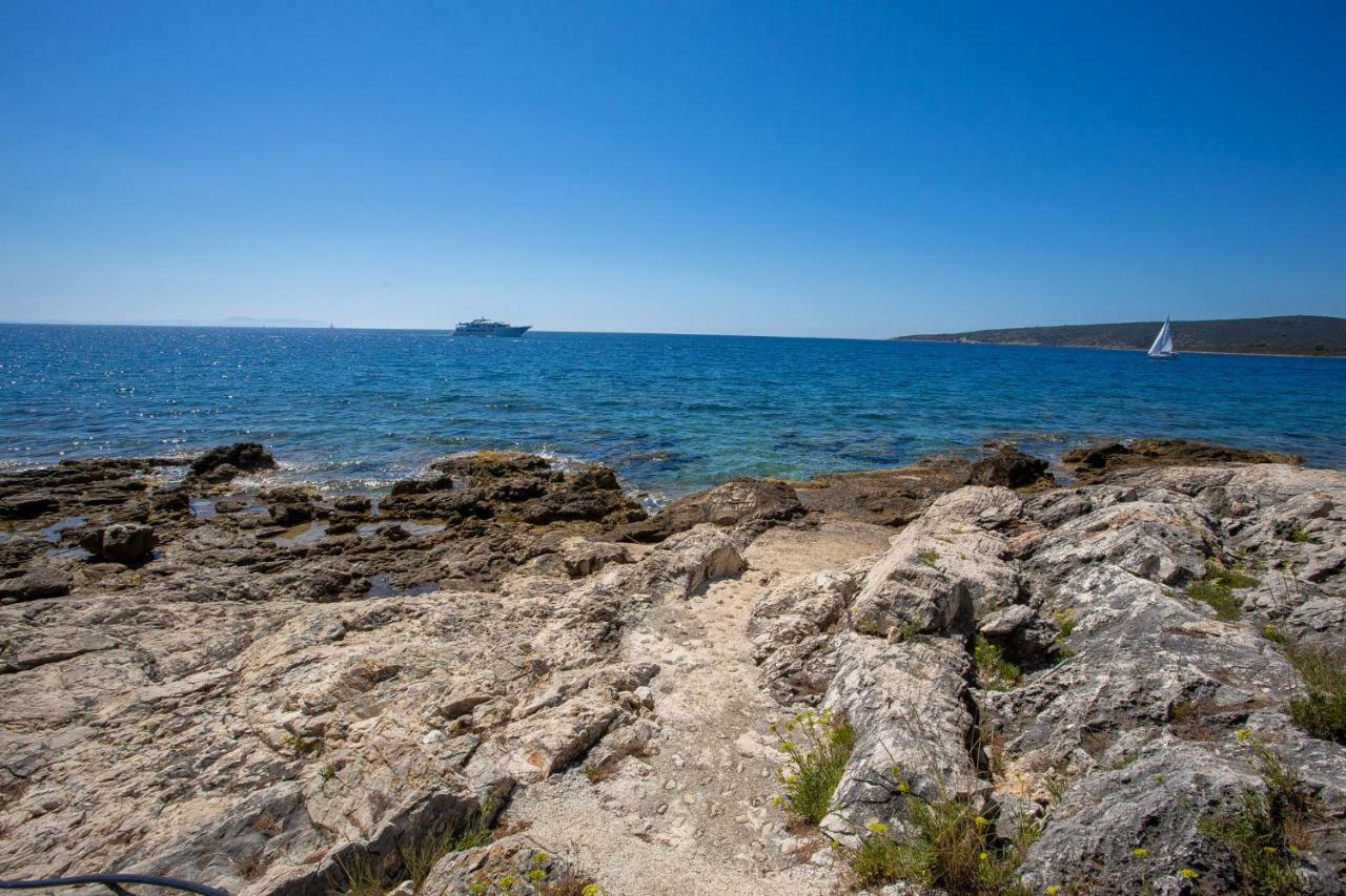 Obiteljska Kuca Za Odmor Futura Milna (Brac) Exterior foto
